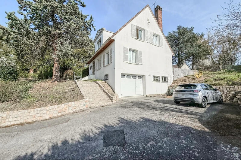 Maison - 165 m² - 6 pièces