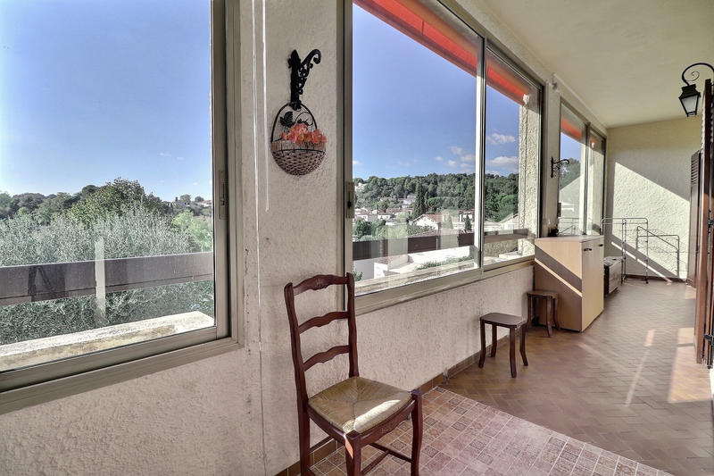 Appartement - 147 m² - 5 pièces