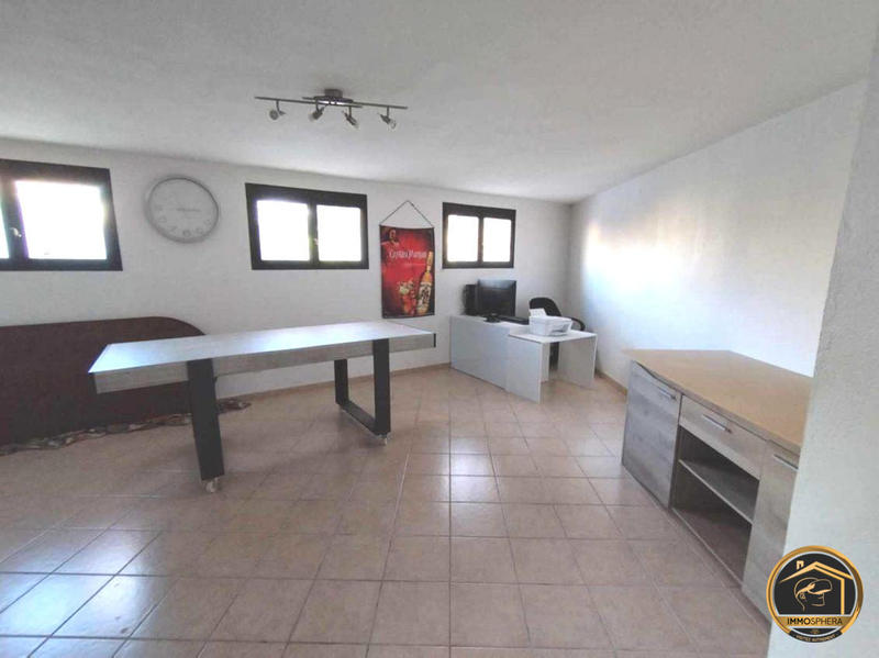 Maison traditionnelle - 160 m² - 6 pièces