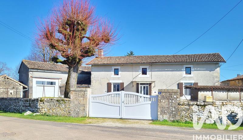 Maison - 96 m² - 3 pièces