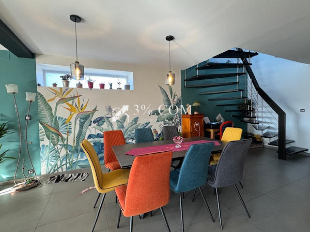 Maison - 170 m² - 5 pièces