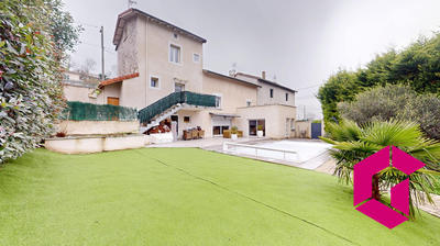 Maison - 160 m² - 7 pièces