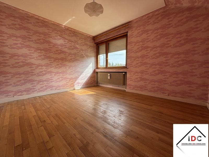 Maison - 198 m² - 5 pièces