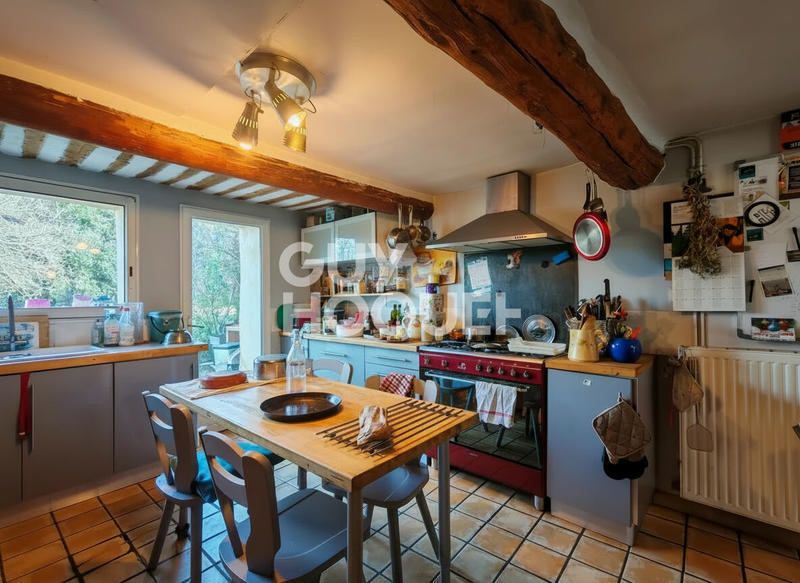 Maison - 209 m² - 8 pièces