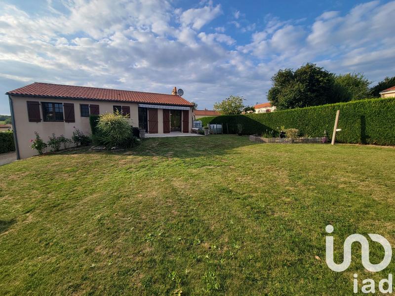 Maison - 90 m² - 5 pièces