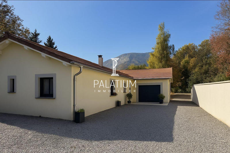 Maison contemporaine - 111 m² - 5 pièces