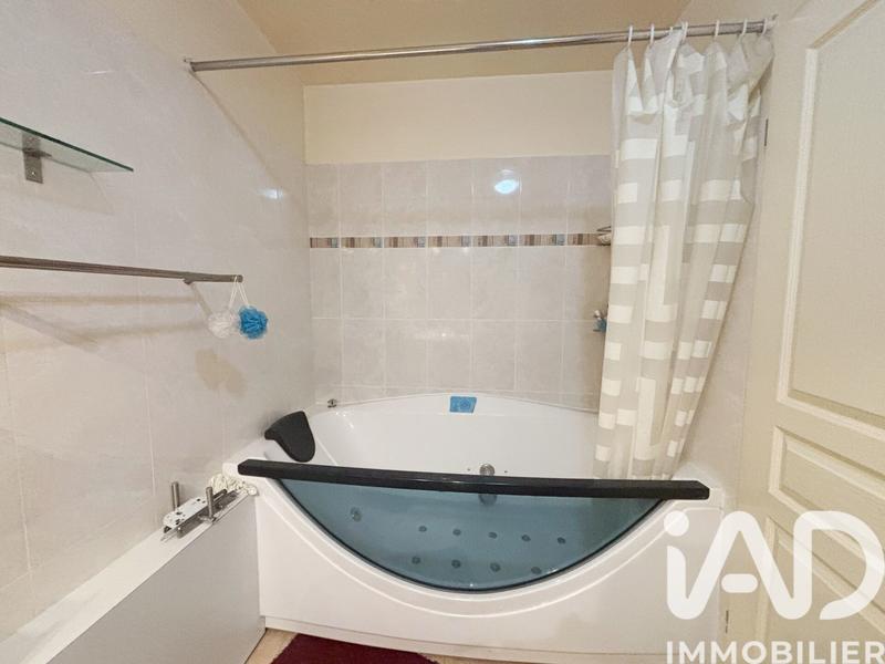 Appartement - 95 m² - 5 pièces