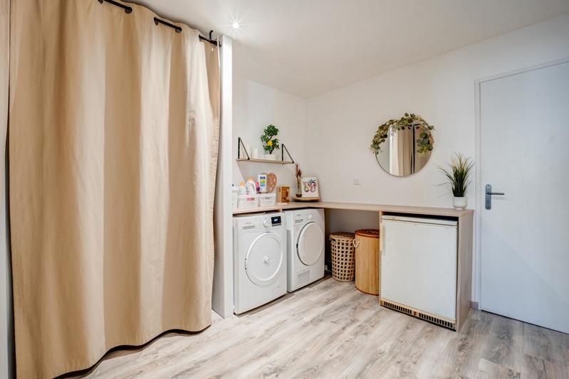 Maison - 99 m² - 4 pièces