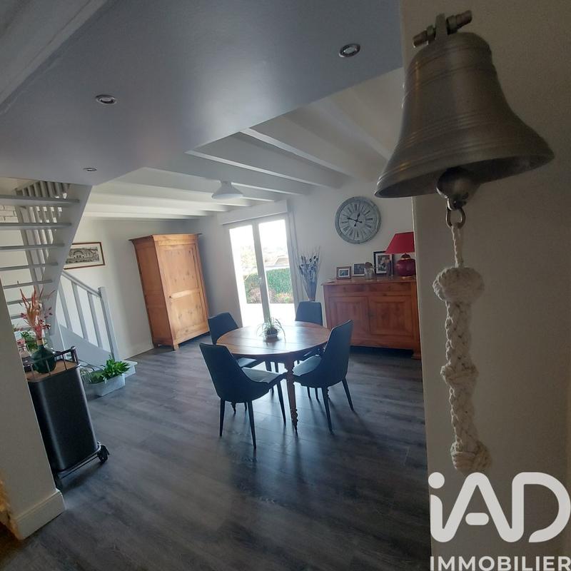 Maison - 131 m² - 8 pièces