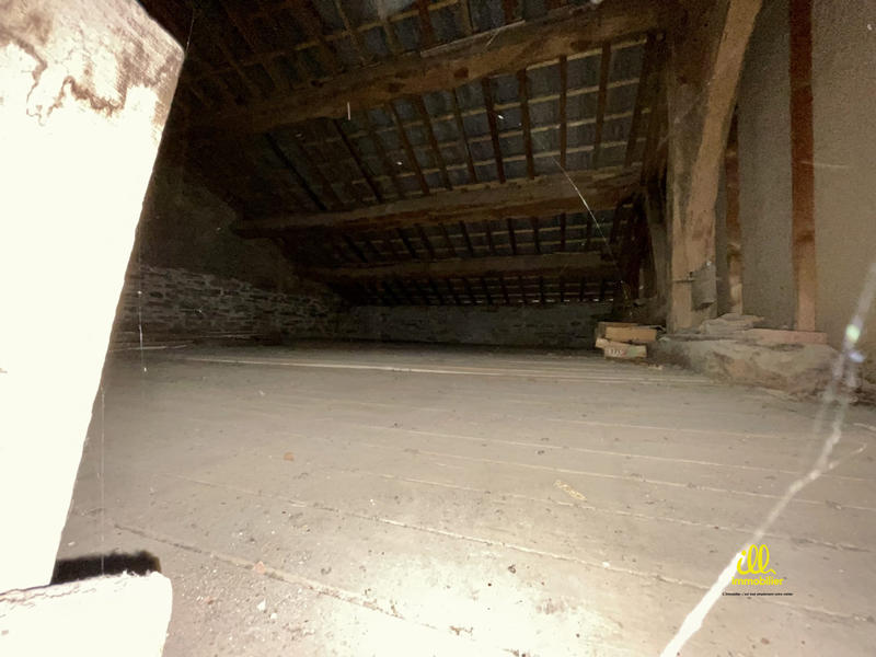 Maison - 111 m² - 5 pièces