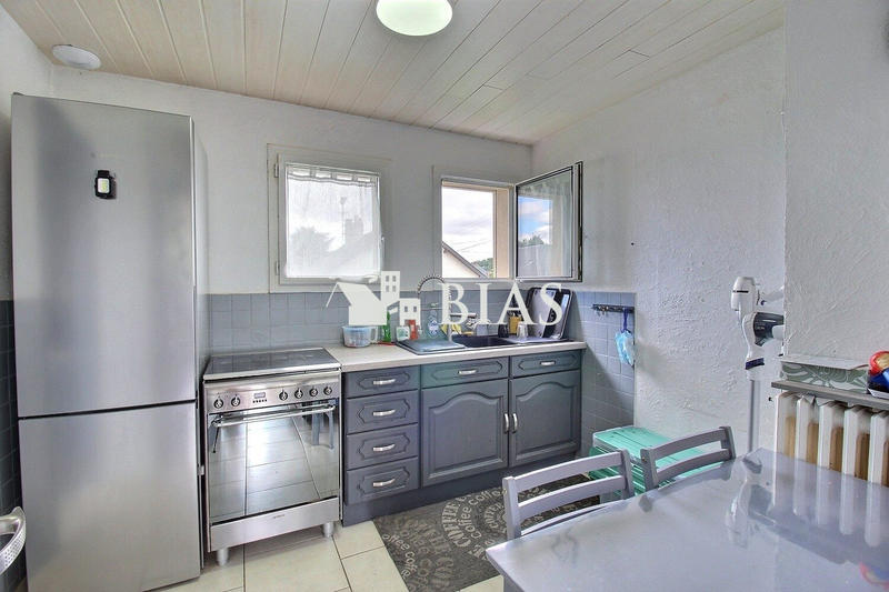 Maison - 85 m² - 5 pièces