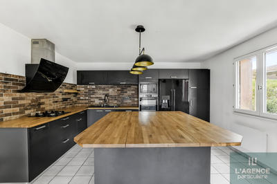 Maison - 155 m² - 6 pièces