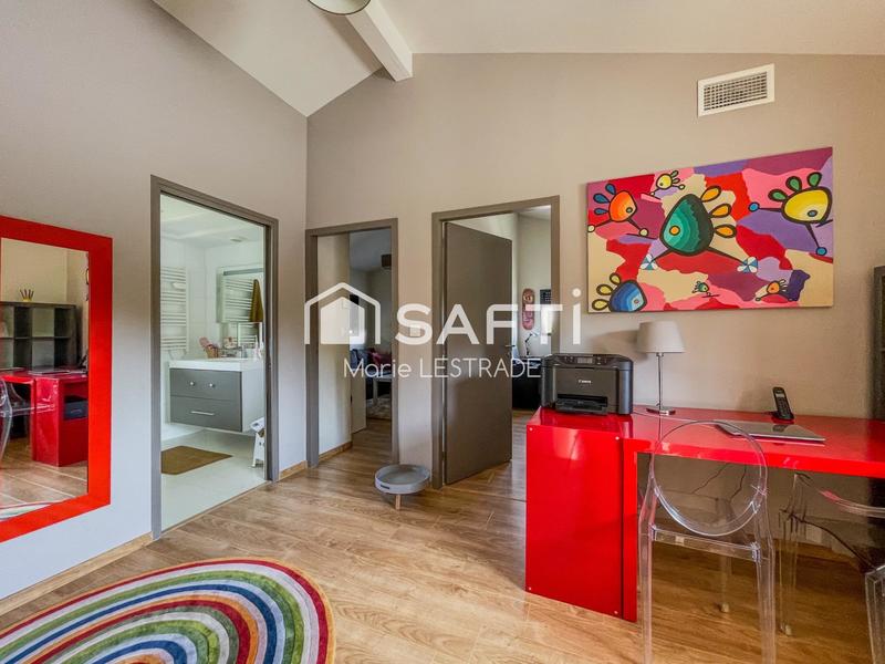 Maison - 195 m² - 6 pièces