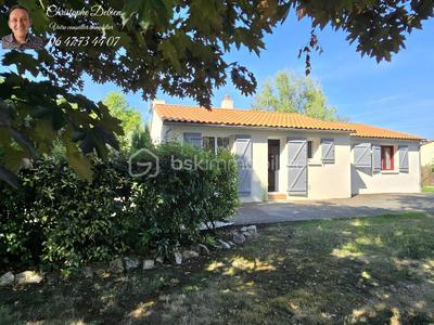 Maison traditionnelle - 106 m² - 5 pièces