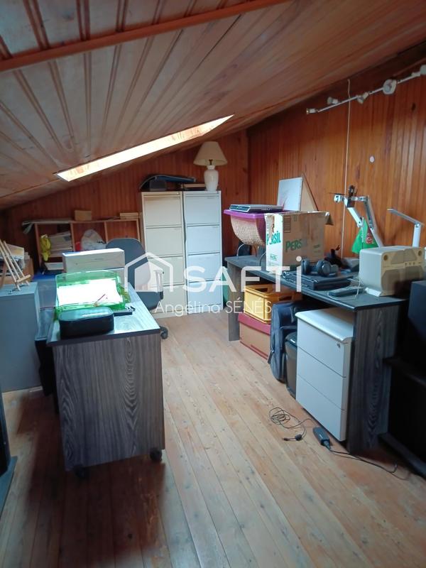 Maison - 171 m² - 7 pièces