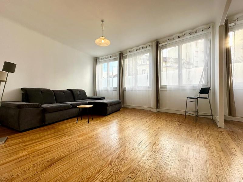 Appartement - 76 m² - 3 pièces