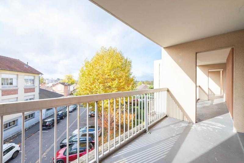 Appartement - 98 m² - 4 pièces