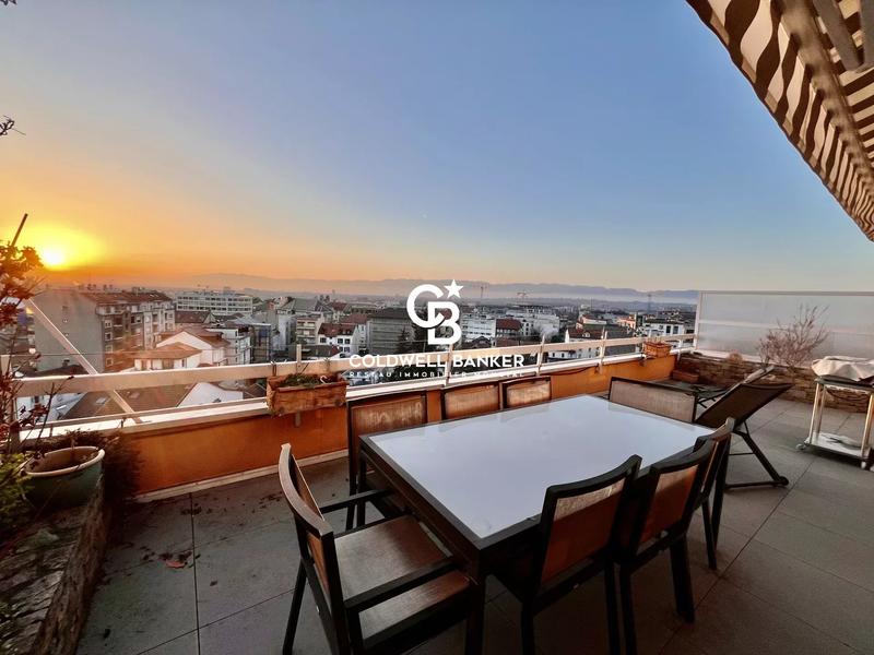 Appartement - 84 m² - 2 pièces