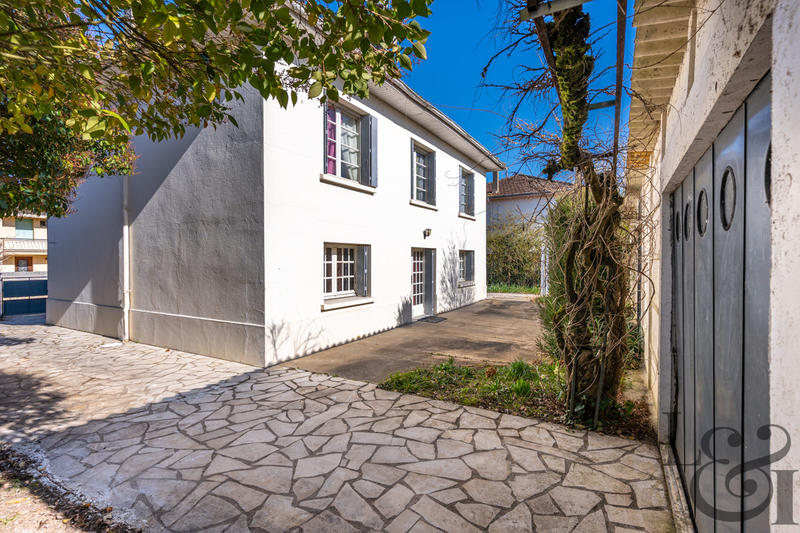 Maison - 122 m² - 5 pièces