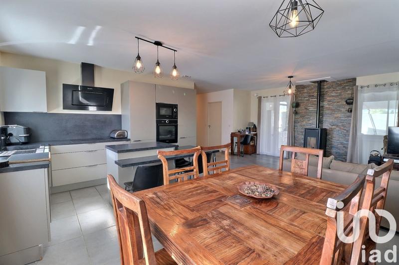 Maison - 145 m² - 5 pièces