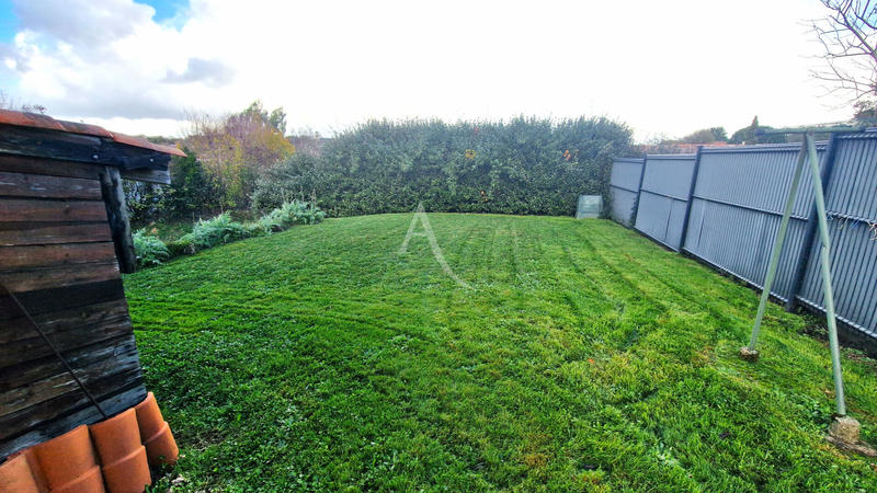 Maison - 99 m² - 6 pièces