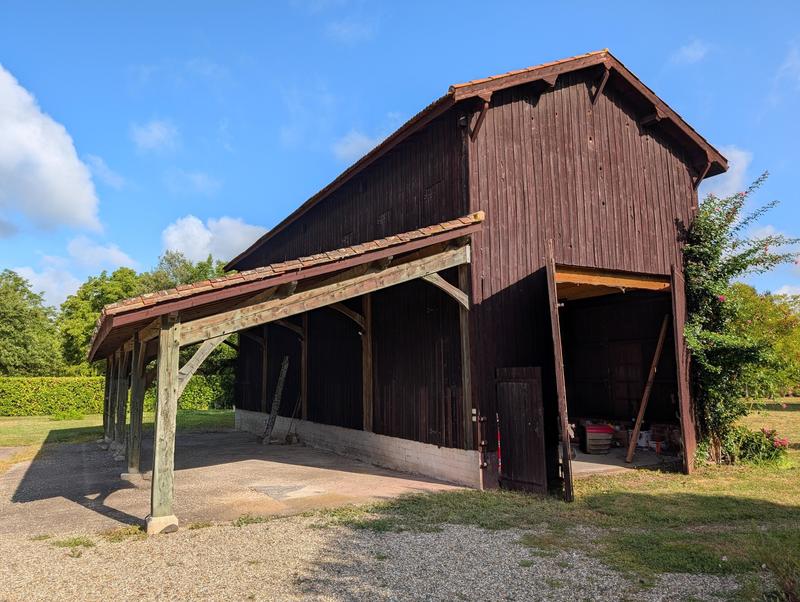 Propriété - 554 m² - 15 pièces