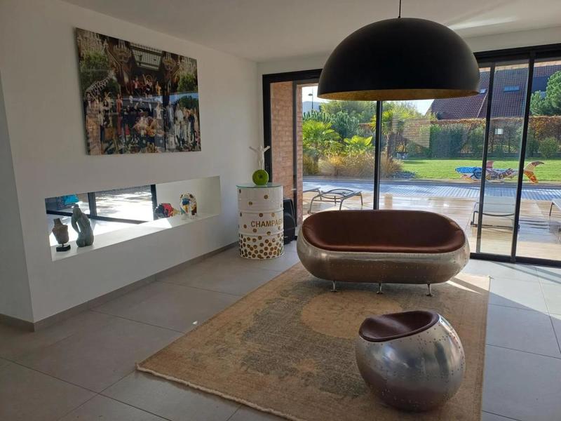 Maison d'architecte - 250 m² - 6 pièces