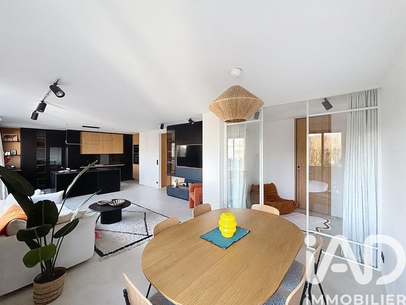 Appartement - 92 m² - 4 pièces