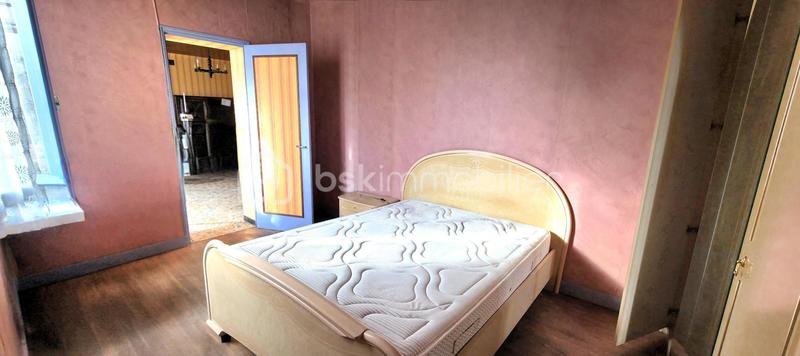 Maison - 210 m² - 4 pièces