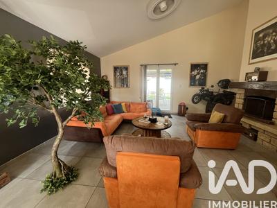 Maison - 152 m² - 6 pièces