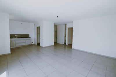 Appartement - 74 m² - 3 pièces