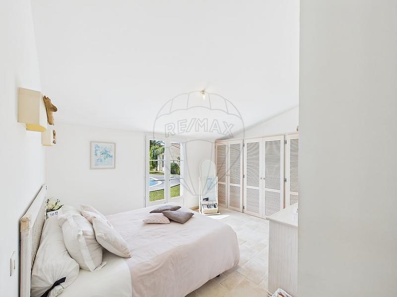 Villa - 174 m² - 7 pièces