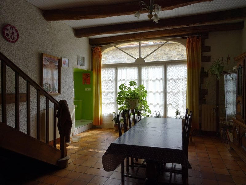Maison - 145 m² - 6 pièces