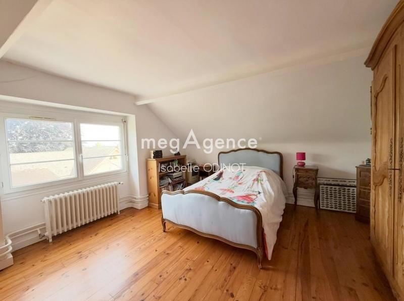 Longère - 233 m² - 8 pièces