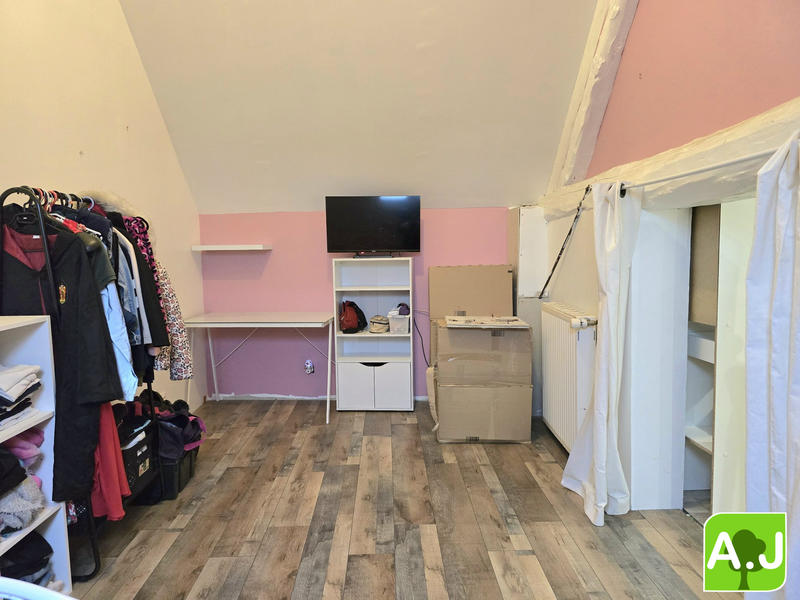 Maison traditionnelle - 140 m² - 5 pièces