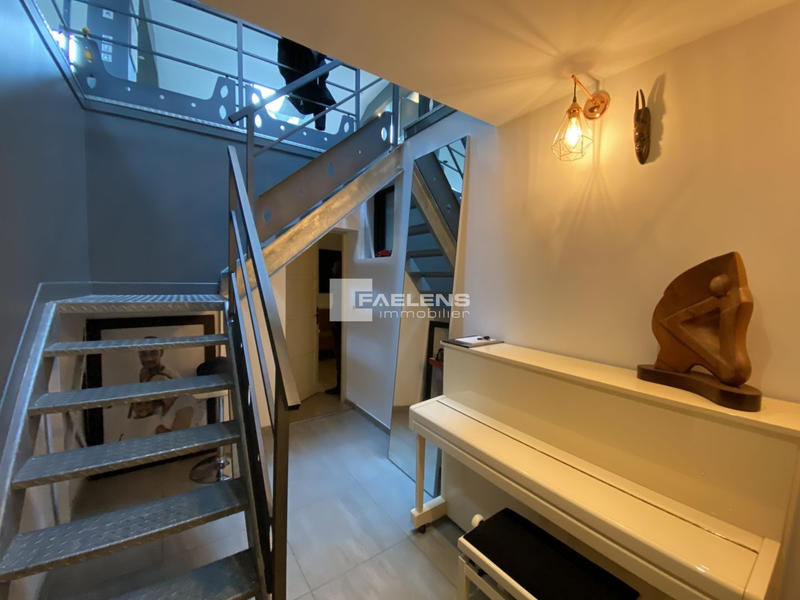 Maison - 200 m² - 4 pièces