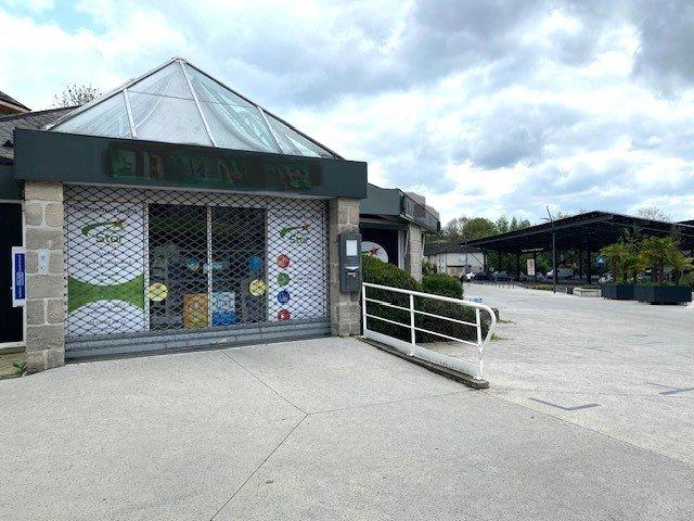 Local d'activités - 290 m²