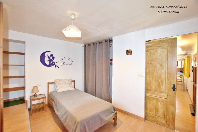 Maison - 273 m² - 9 pièces