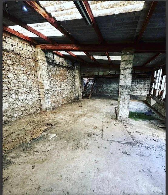 Appartement atelier - 330 m²