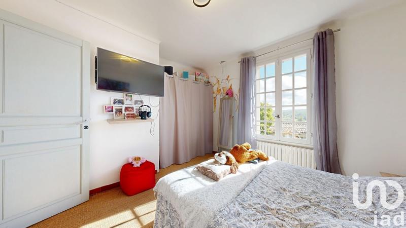 Maison - 280 m² - 10 pièces