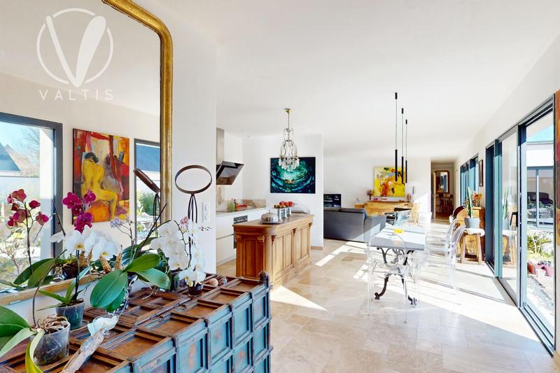 Maison contemporaine - 177 m² - 5 pièces