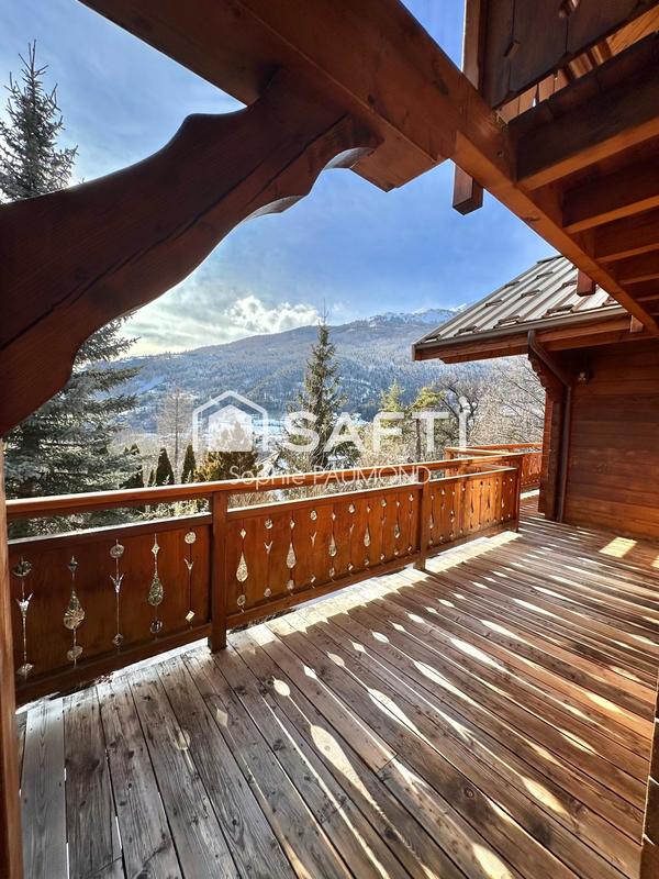 Châlet - 206 m² - 6 pièces