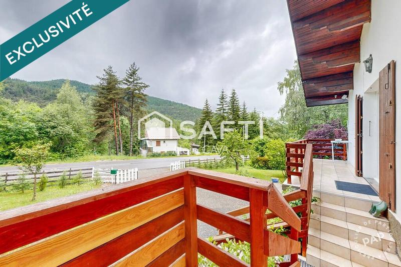 Maison - 103 m² - 6 pièces