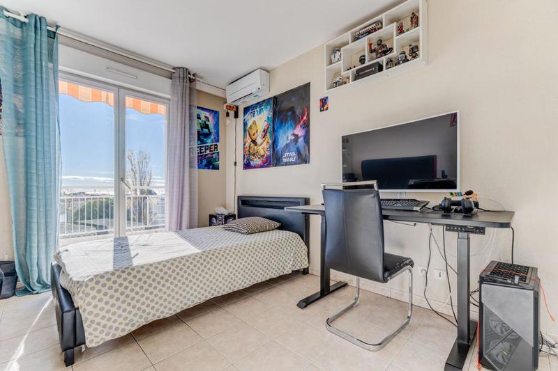 Appartement - 104 m² - 4 pièces