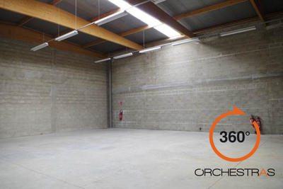 Local d'activités - 387 m²