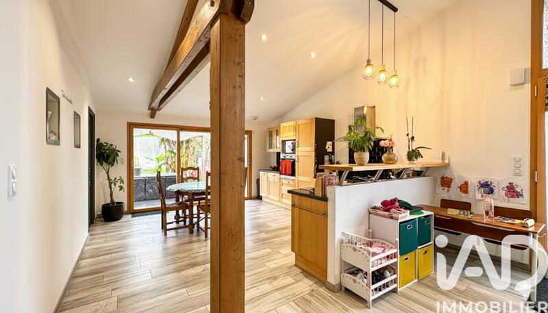 Maison - 145 m² - 6 pièces