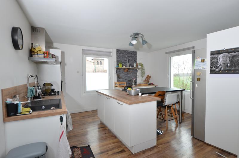 Maison - 202 m² - 8 pièces