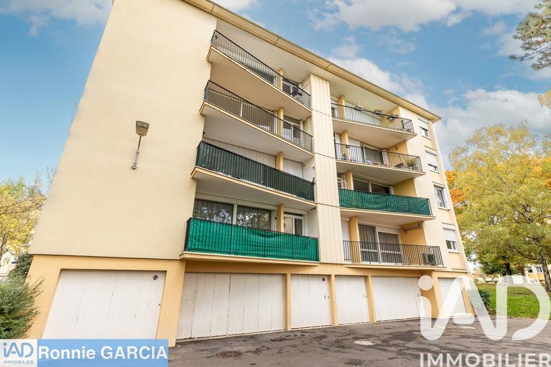 Appartement - 90 m² - 5 pièces