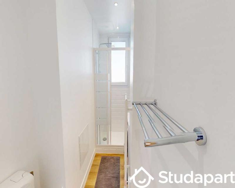 Chambre - 55 m² - 1 pièce