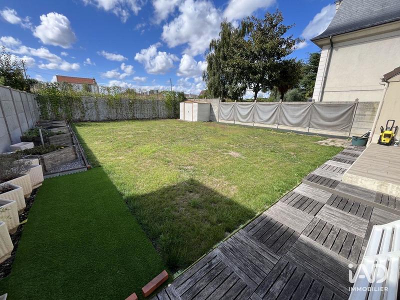 Maison - 90 m² - 5 pièces